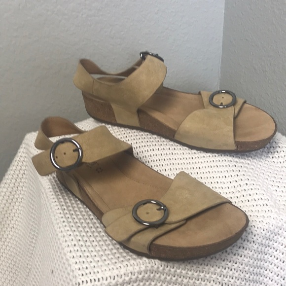 Hotter comfort concepts Shoes - Hotter Comfort Concept Tourist sandal size 9 1/2